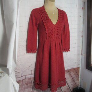NICK & MO KNIT DRESS + CROCHETED TRIM, Sz M, WOOL BLEND RED